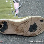 Der linke Schuh von "jello Schuhpak"